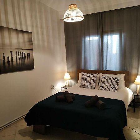 Bright Apartment Steps From The Sea Thessaloníki Ngoại thất bức ảnh